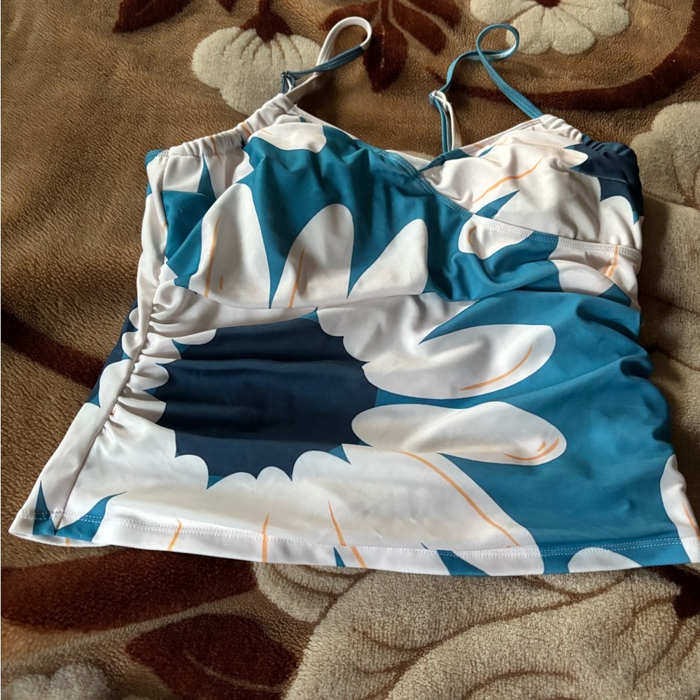 Floral Blue and White Tankini - Picture 2 of 12